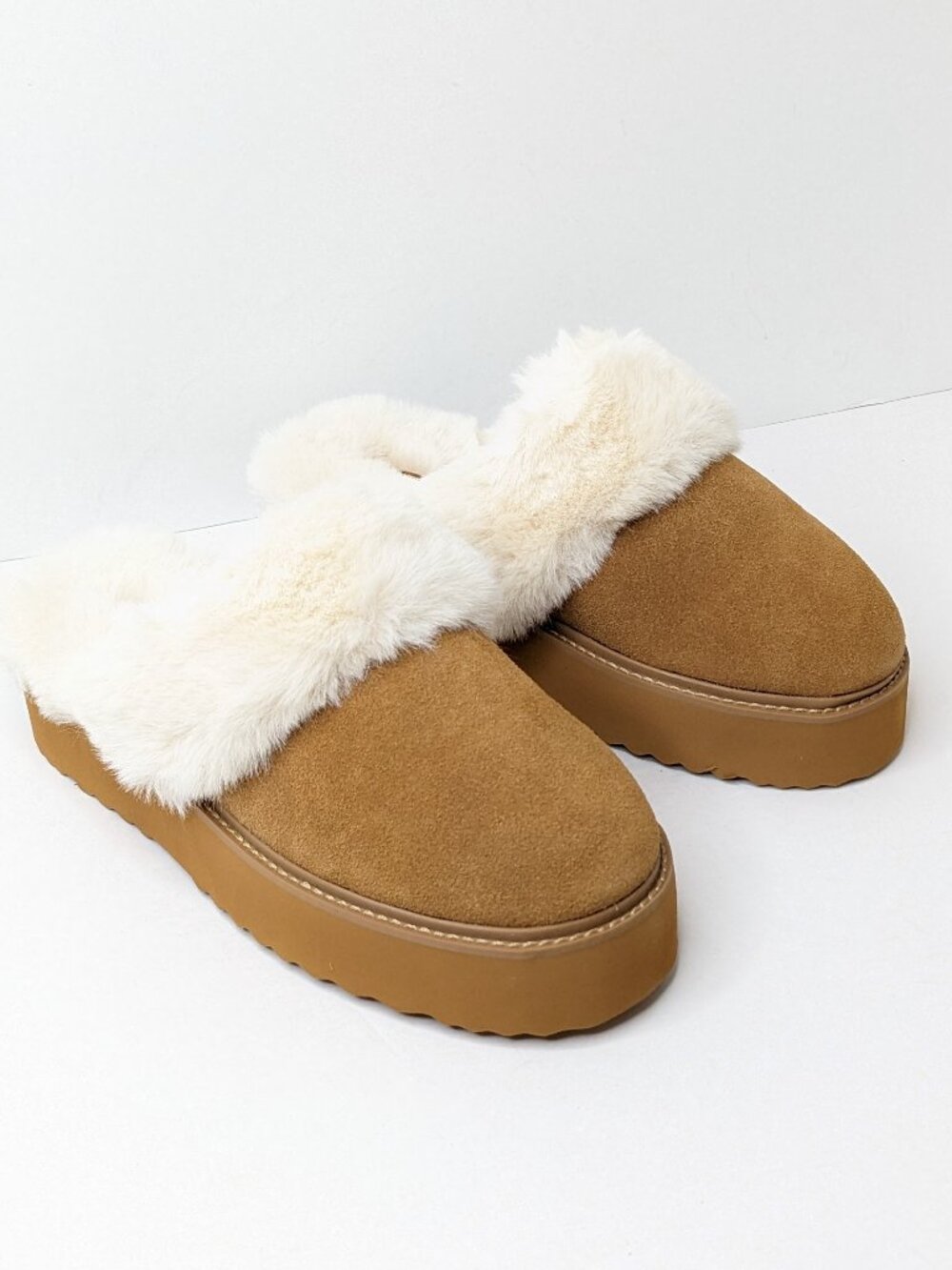 BCTEX Fuzzy Memory Foam Platform Slippers Brown Women's 10